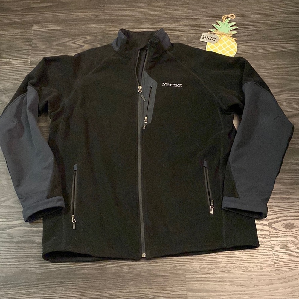 🍍MARMOT GORE WINDSTOPPER🍍SIZE XL🍍
Pit to pit 24”
Length 26”
CR041